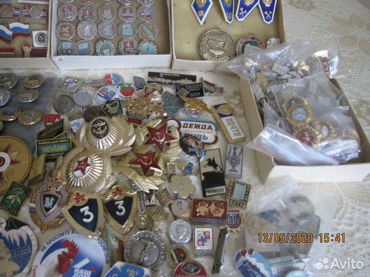 Значки 320 шт