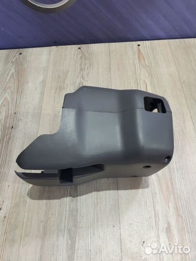 Кожух Накладка рулевой колонки Nissan NP300