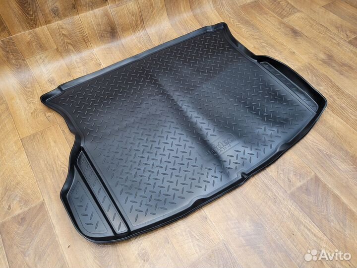 Коврик в багажник Ford Escape I (2000-2007)