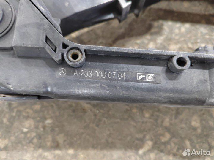 Педаль газа Mercedes W203