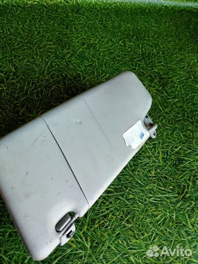 Козырек солнцезащитный правый для Форд Фокус 1