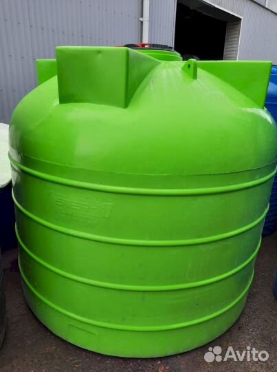 Емкости пластиковые