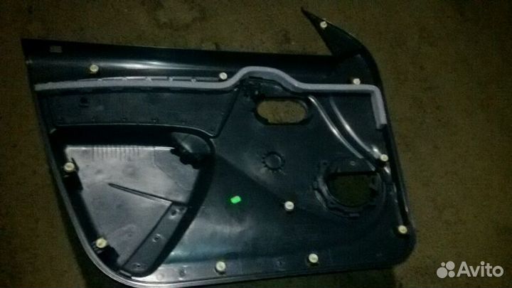 Обивка двери ларгус кросс