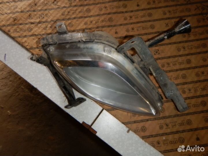 Фара противотуманная левая Hyundai Elantra 5 MD