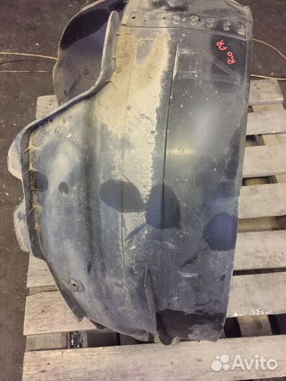 Подкрылок локер передний правый Киа Рио Kia Rio 4