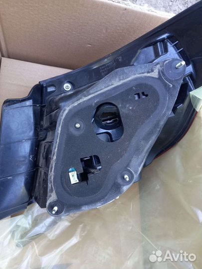 Фара задняя левая