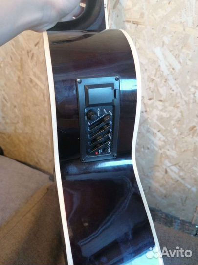 Гитара электроакустическая colombo