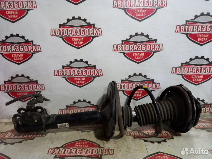 Стойка передняя левая Toyota Rav4 SXA10 3SFE