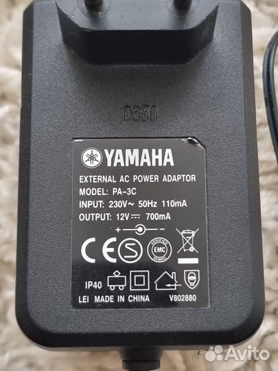 Синтезатор yamaha PSR R300