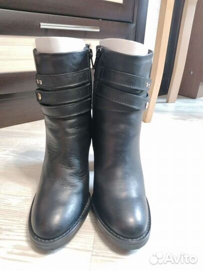 Ботинки женские 38 размера демисезонные