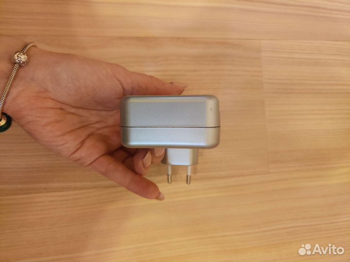 Зарядное устройство Lenmar PRO-290