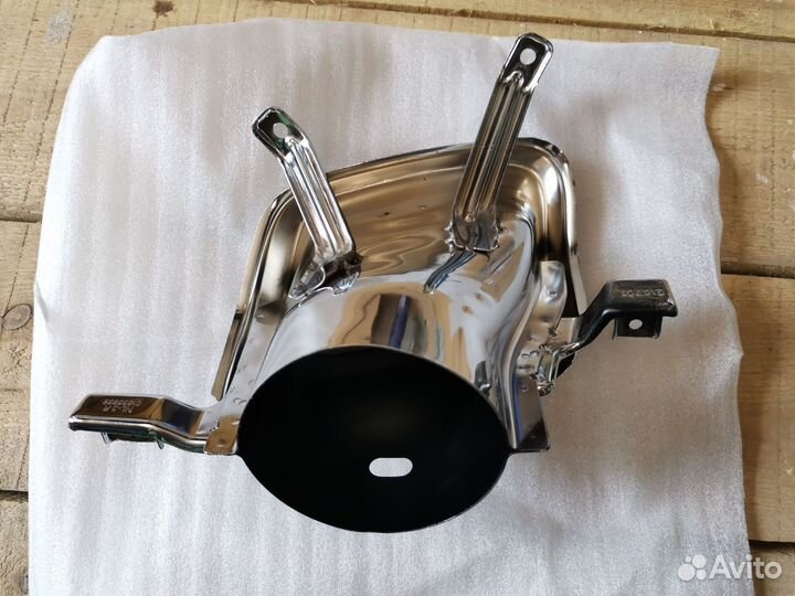 Молдинг заднего бампера правый Geely Atlas