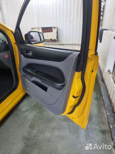 Ford Focus 1.6 МТ, 2008, 250 000 км