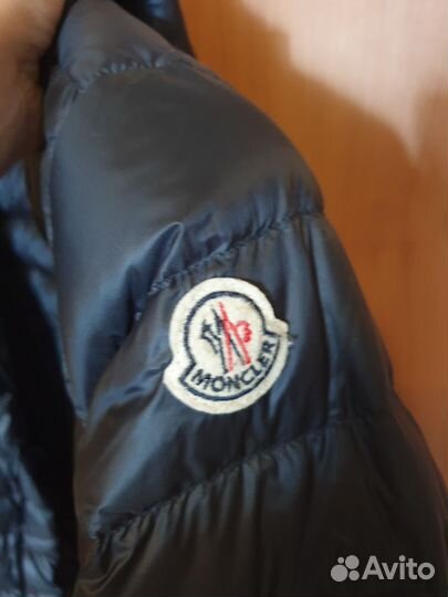 Пуховик легкий Moncler