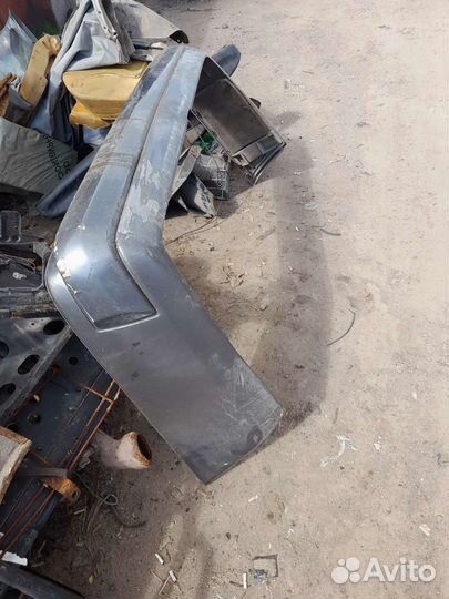 Бампер задний мерседес 124