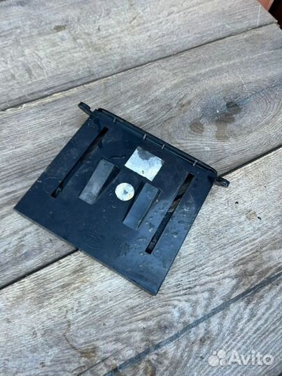 Подстаканник Kia Rio 1 1.5 2001