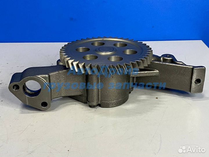 Насос масляный Мерседес Актрос двигатель OM501