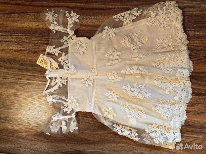 Нарядное платье для девочки 3-4 лет