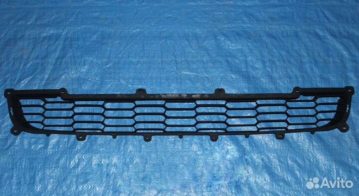 Решетка бампера Лада Приора 2 нижняя соты