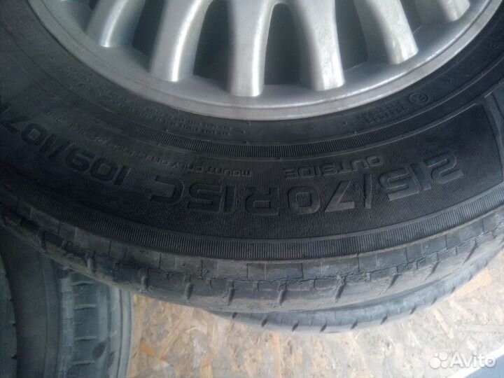 Nokian Tyres Hakkapeliitta 2 215/70 R15C 109