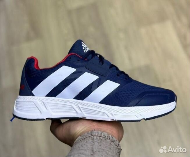 Кроссовки мужские Adidas 45 размер