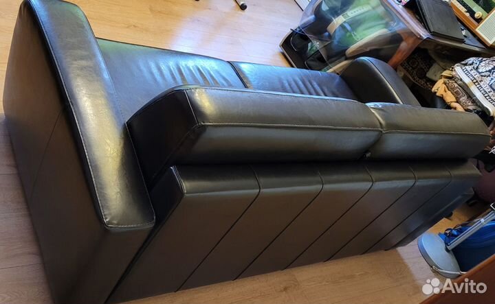 Диван-кровать Икеа кожаный б/у