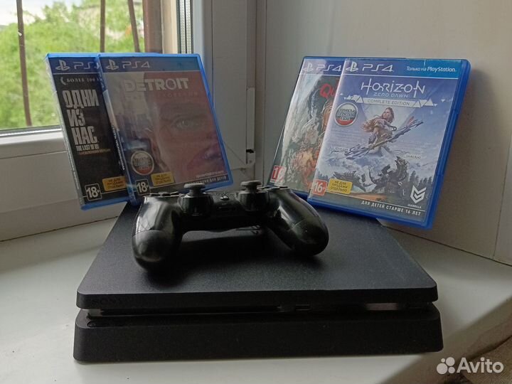 Sony PS4 slim 1tb