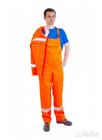 Швейный цех принимает заказы на пошив спецодежды