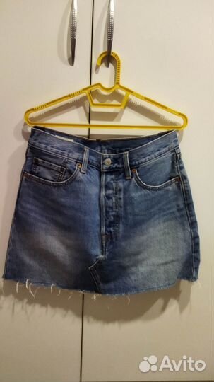 Продам джинсовую юбку Levi's