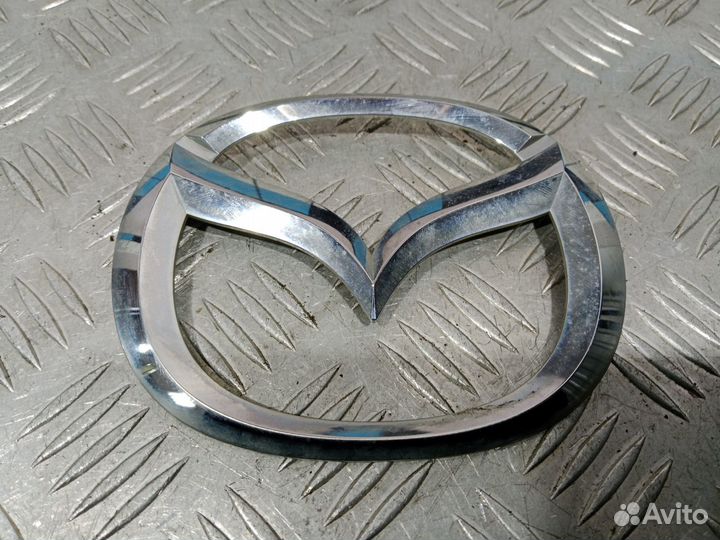 Б/У Эмблема крышки багажника Mazda 6 2007-2013