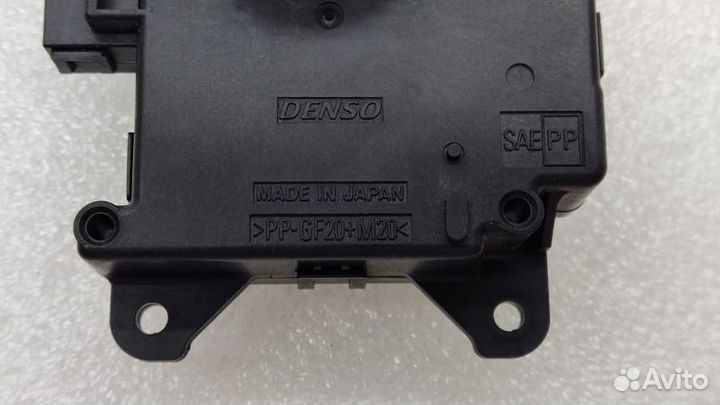 Моторчик заслонки отопителя Toyota Camry XV55