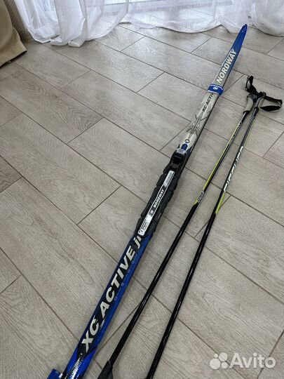 Беговые лыжи