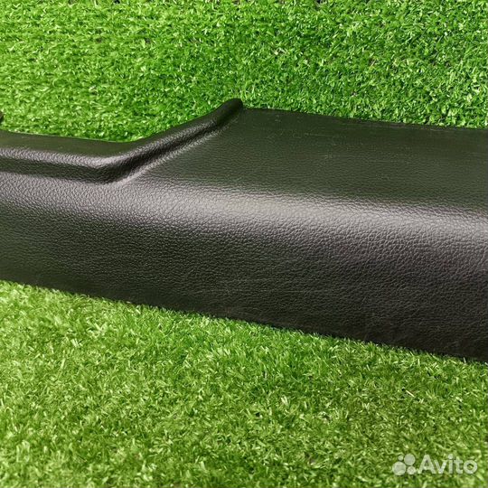 Накладка внутренняя на порог правая SsangYong