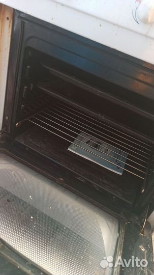 Газовая плита с электрической духовкой