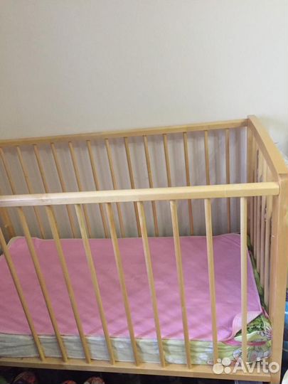Детская кроватка
