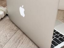 Macbook air 11 2010