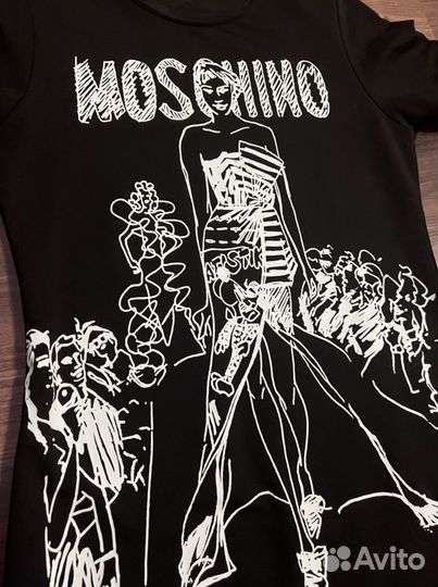 Футболка платье Moschino