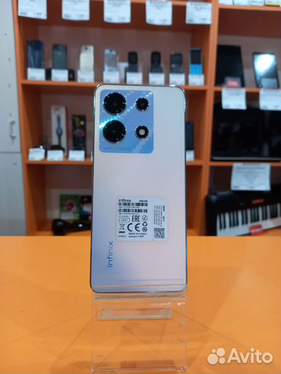 1) Infinix (Note 30 8/128GB)