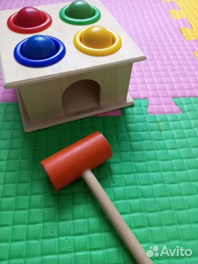 Деревянный театр и стучалка Монтессори