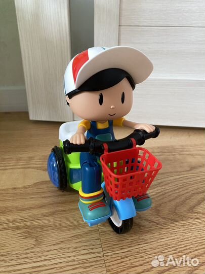 Музыкальная игрушка для малышей