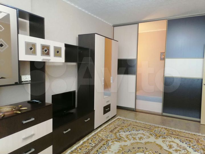 1-к. квартира, 45 м², 8/14 эт.