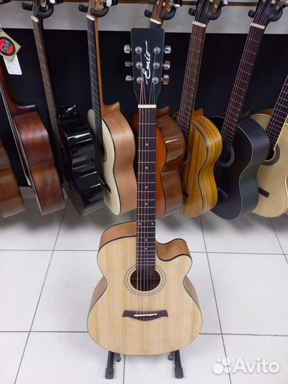 Акустическая гитара Ель Индонезия Новая