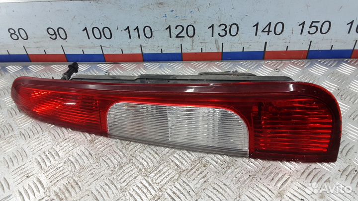 Фонарь Ford C-Max (2003-2011)