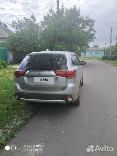 Mitsubishi Outlander 2.4 CVT, 2017, 70 000 км