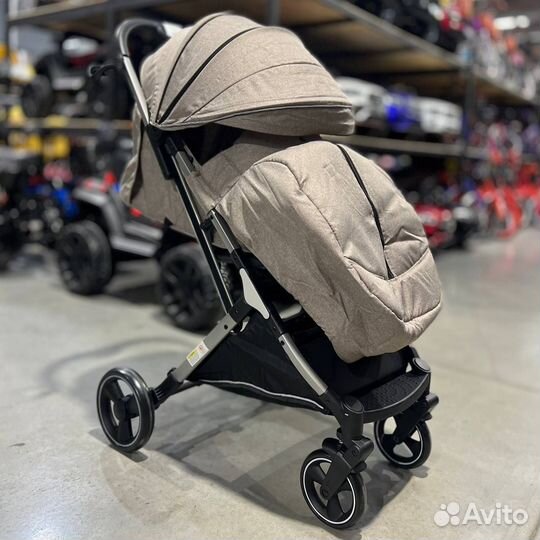 Прогулочная коляска luxmom