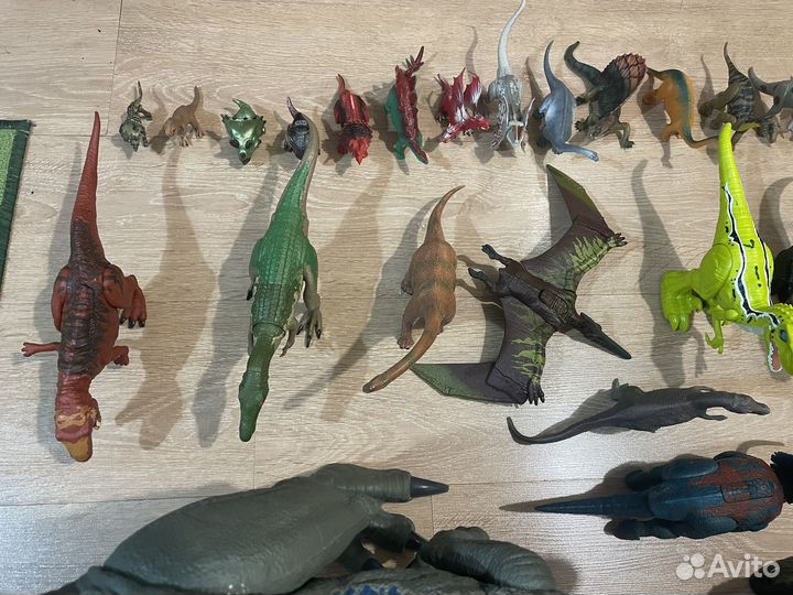 Оригинальные игрушки мир динозавров 32 шт