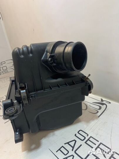 Корпус воздушного фильтра Kia Ceed ED купе G4GC