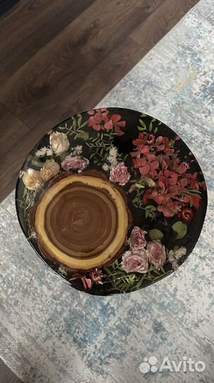 Дизайнерский журнальный столик из эпоксидной смолы