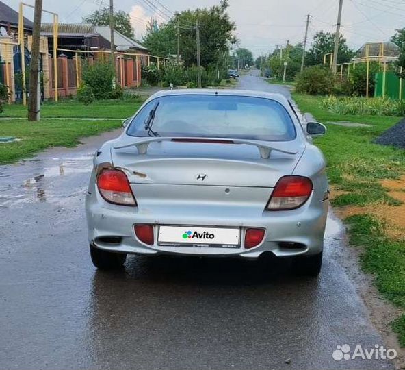 Hyundai Coupe 1.6 МТ, 2000, битый, 465 000 км