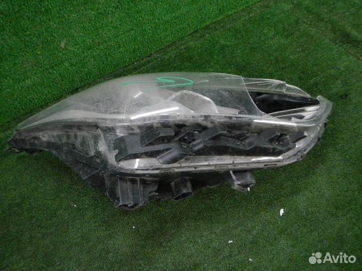 Фара правая Kia Cerato